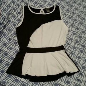 DONATING 5 for $25 Color block black white top